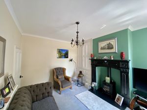 Dining Room- click for photo gallery